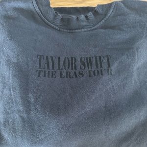 NWT Taylor Swift Eras Tour crewneck (M)
